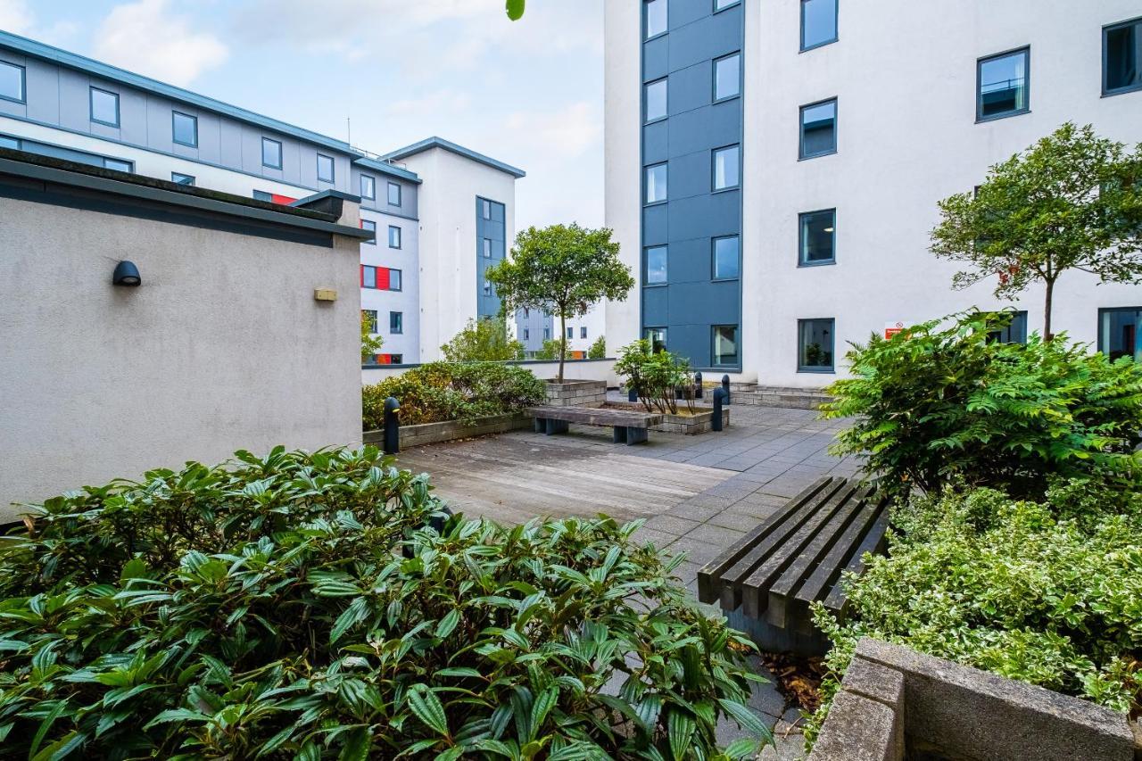 1 Night Free Comfortable Ensuite Rooms, Gillingham - Sk Hoo Bagian luar foto